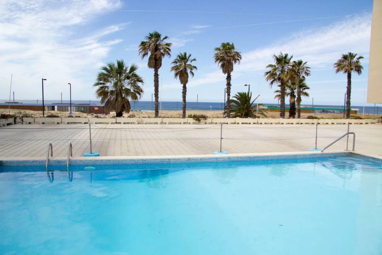 Wonderful Studio Apartment In Front Of The Beach Costa da Caparica Dış mekan fotoğraf