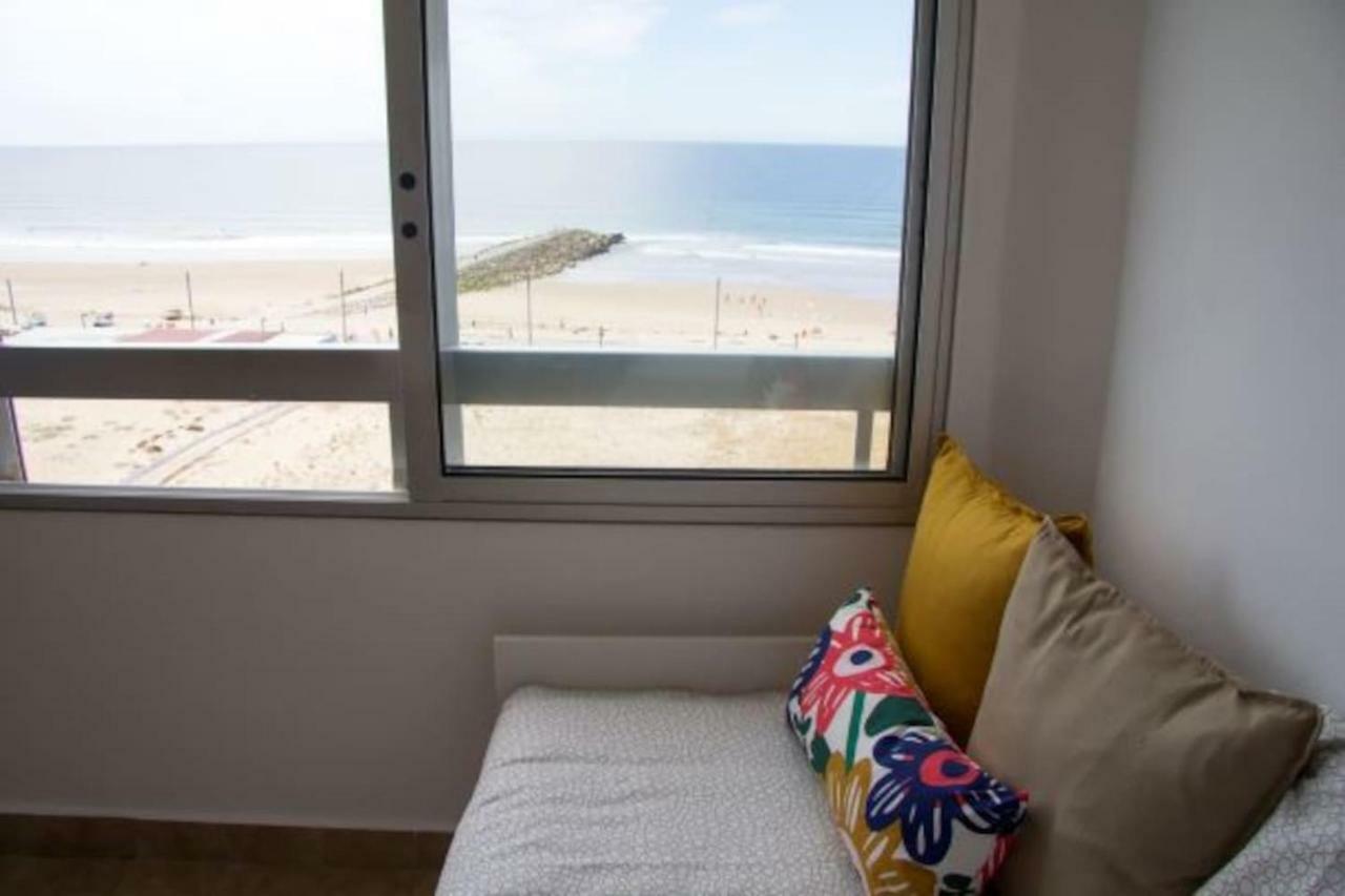 Wonderful Studio Apartment In Front Of The Beach Costa da Caparica Dış mekan fotoğraf